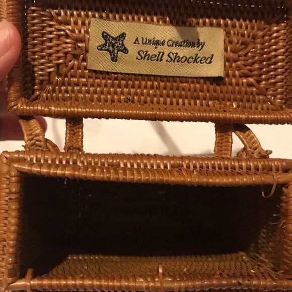 Shell Shocked Purse   - Picture 8 of 8